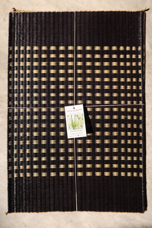 Handwoven papyrus table set for 2 seats in Black and Natural spot color