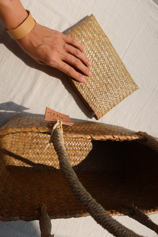 Clutch handwoven Krajood with poly holder /Natural color