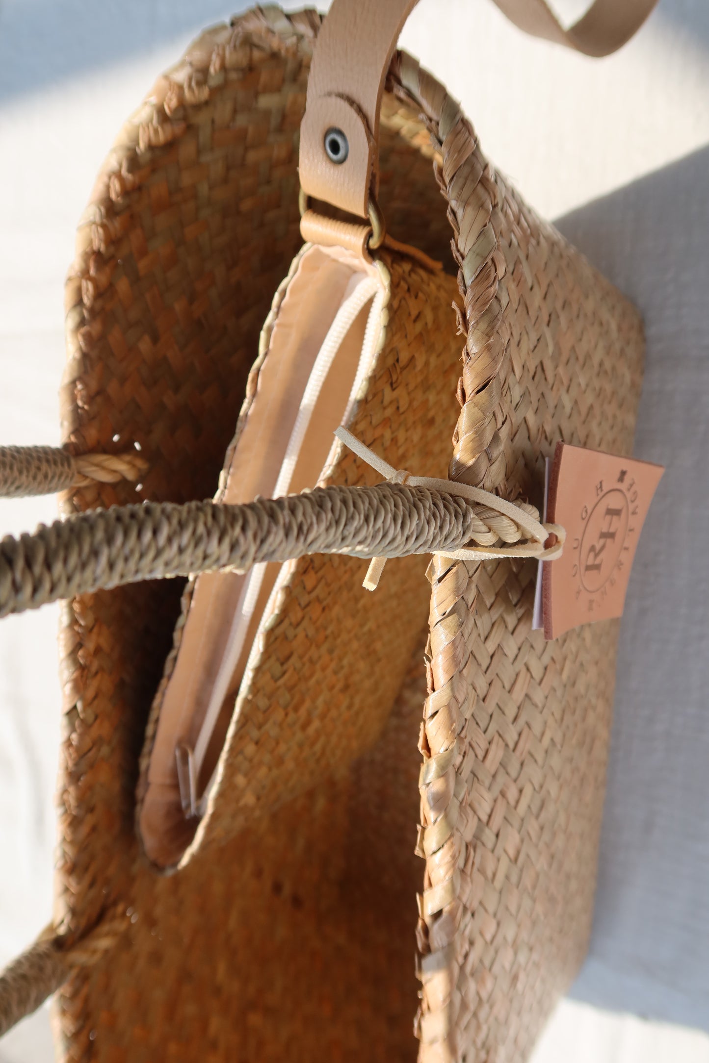 Clutch handwoven Krajood with poly holder /Natural color