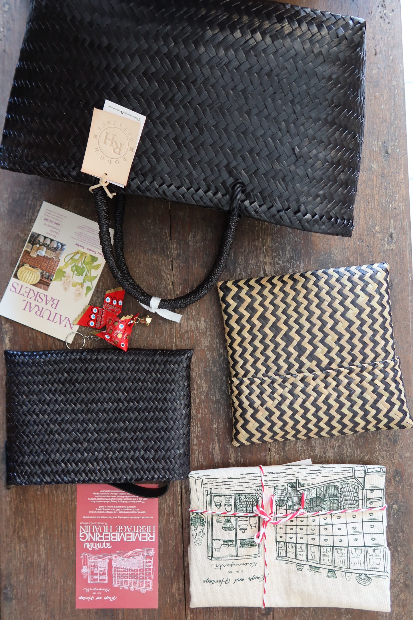 Tobacco Krajood Basket / Black color / S size